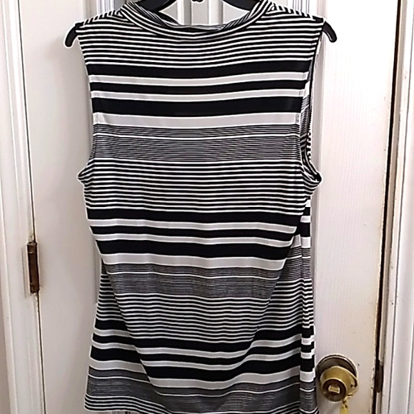 Stripe top size large - Picture 3 of 5